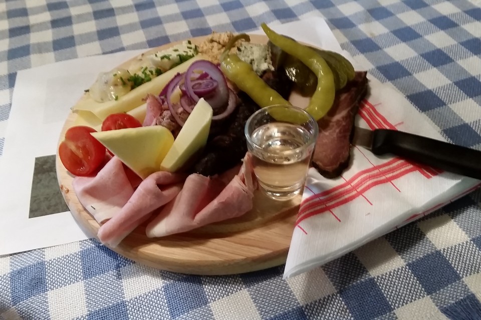 Brettl jausn Brettl jausn