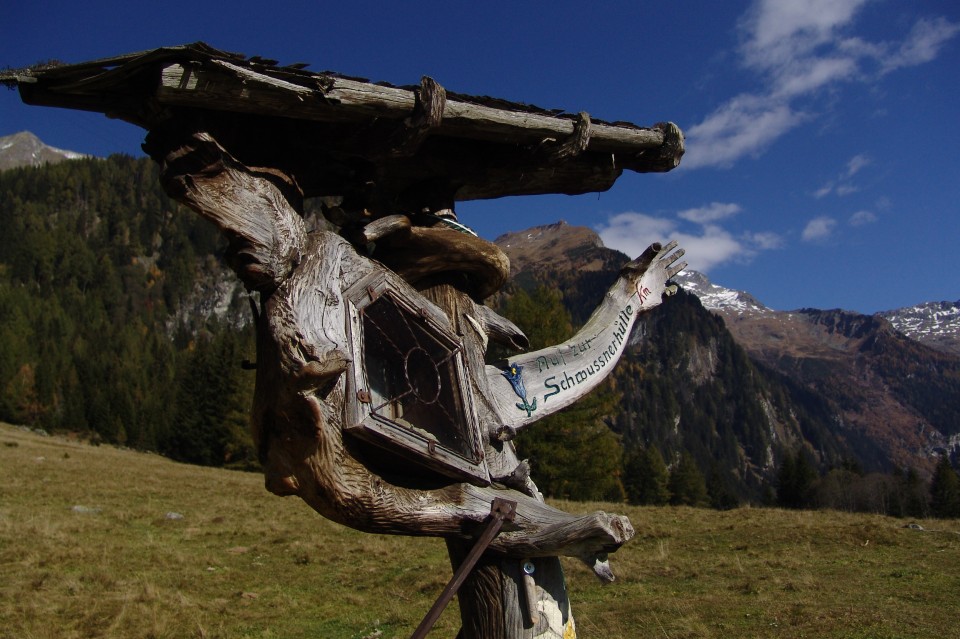 Wegweiser Schwussnerhütte Wegweiser Schwussnerhütte